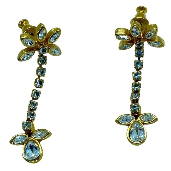 AVON Cluster Gold-tone Drop Earrings - Picture 1 of 3